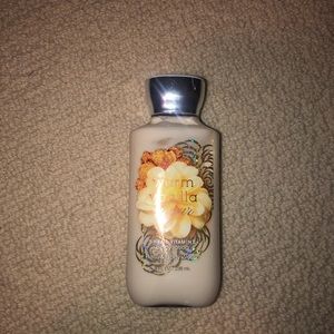 BRAND NEW BATH AND BODY WORKS LOTION